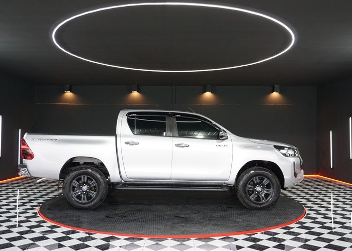 Used 6
                    TOYOTA
                     for Sale Image