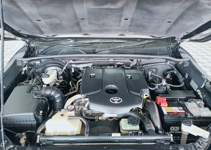 Used 5
                    TOYOTA
                     for Sale Image