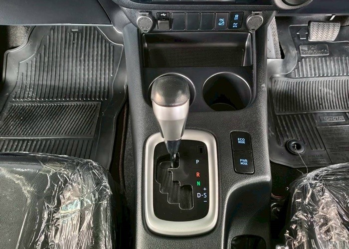 Used 12
                    TOYOTA
                     for Sale Image
