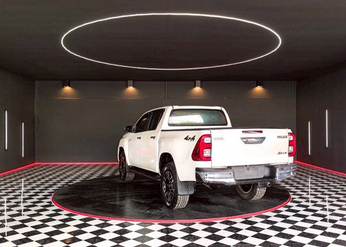 Used 12
                    TOYOTA
                     for Sale Image