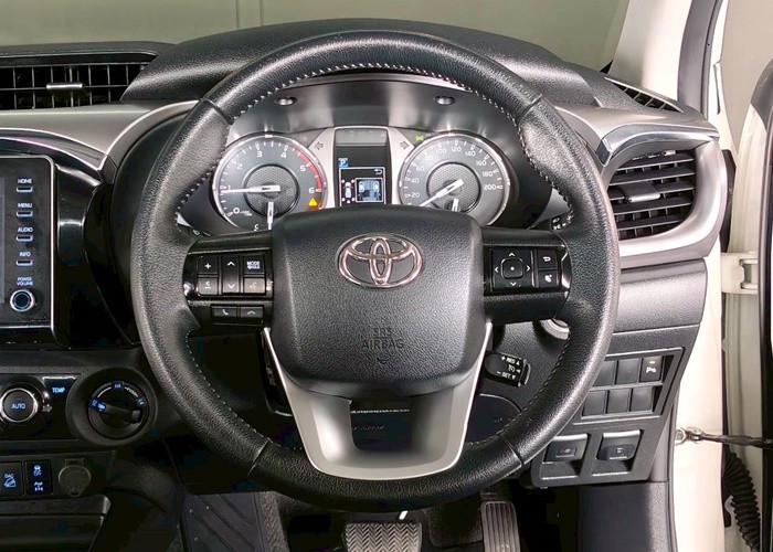 Used 12
                    TOYOTA
                     for Sale Image