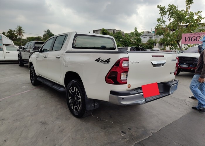Used 12
                    TOYOTA
                     for Sale Image