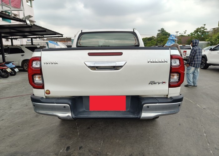 Used 12
                    TOYOTA
                     for Sale Image