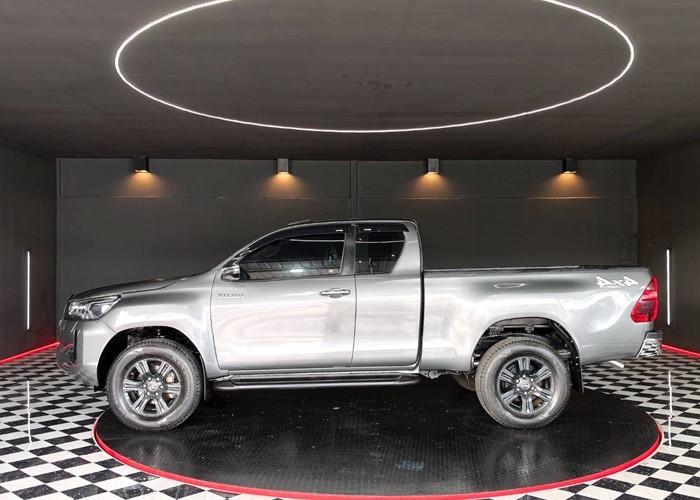 Used 4
                    TOYOTA
                     for Sale Image