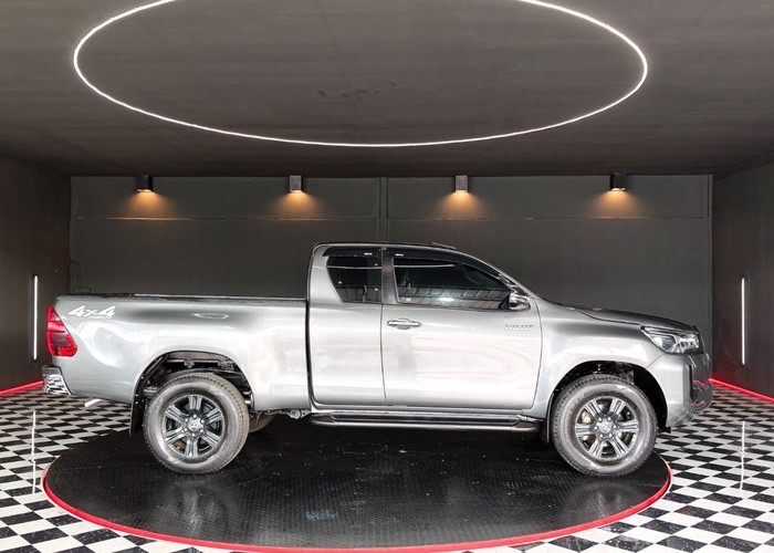Used 4
                    TOYOTA
                     for Sale Image