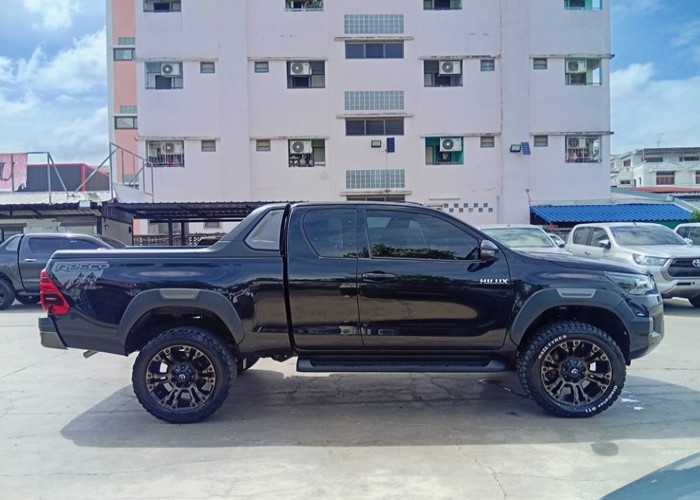 Used 11
                    TOYOTA
                     for Sale Image