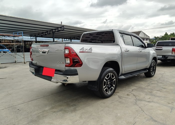 Used 5
                    TOYOTA
                     for Sale Image