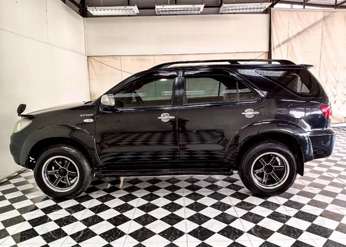 Used 5
                    TOYOTA
                     for Sale Image