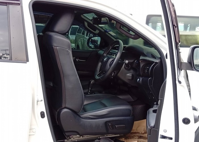 Used 9
                    TOYOTA
                     for Sale Image