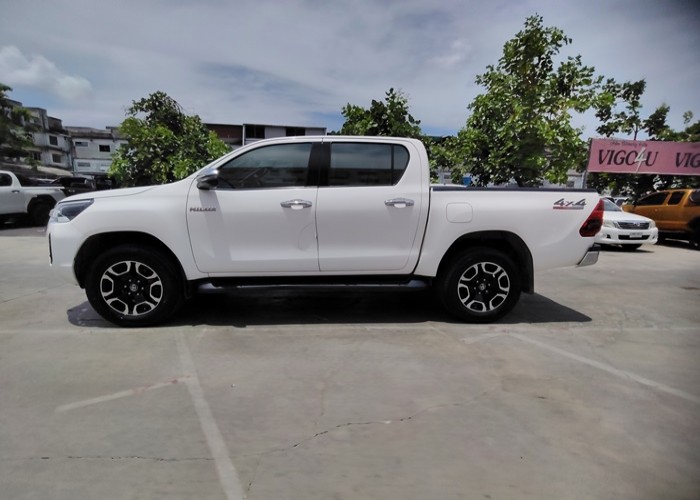Used 4
                    TOYOTA
                     for Sale Image