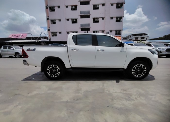 Used 4
                    TOYOTA
                     for Sale Image