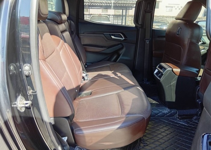 Used 6
                    ISUZU
                     for Sale Image