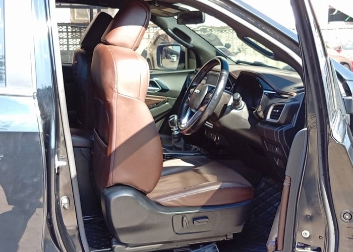 Used 6
                    ISUZU
                     for Sale Image