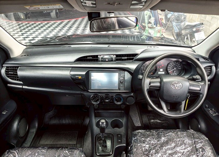 Used 8
                    TOYOTA
                     for Sale Image