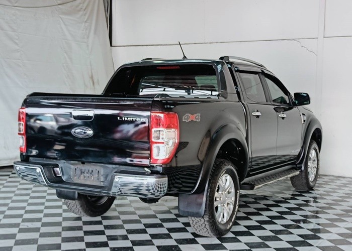 Used 8
                    FORD
                     for Sale Image