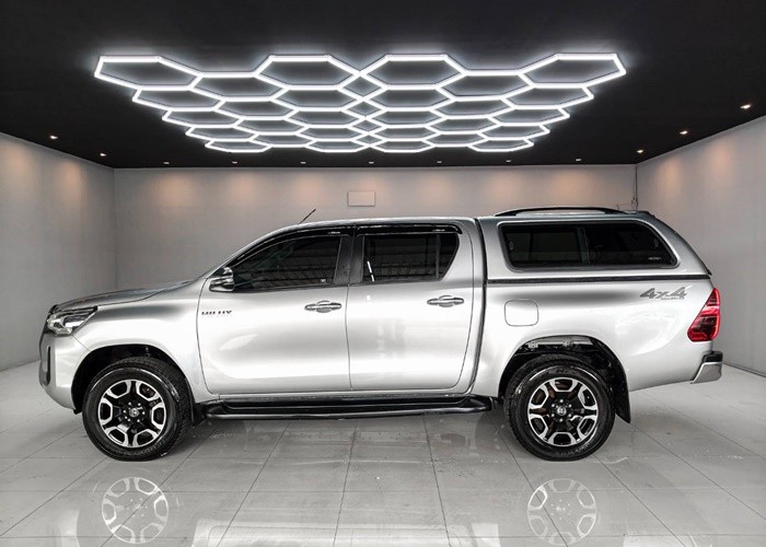 Used 9
                    TOYOTA
                     for Sale Image