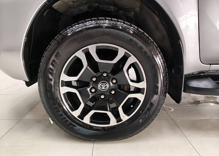 Used 9
                    TOYOTA
                     for Sale Image