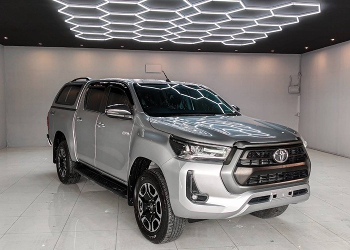 Used 9
                    TOYOTA
                     for Sale Image