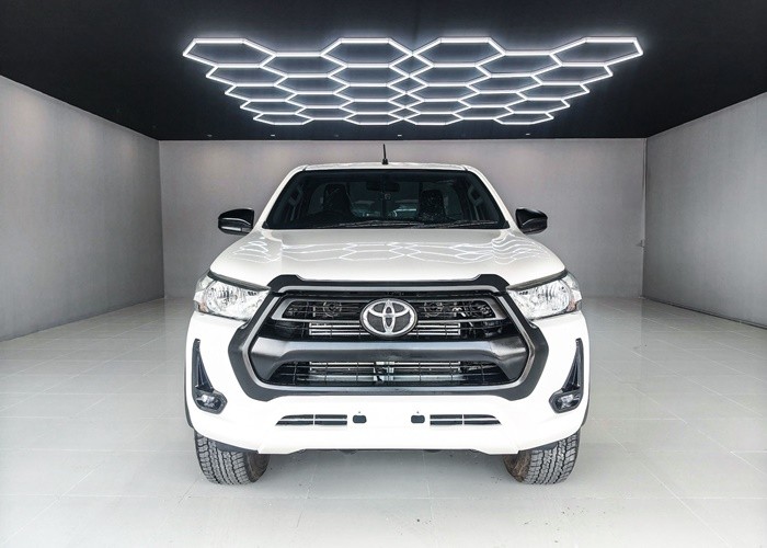 Used 5
                    TOYOTA
                     for Sale Image
