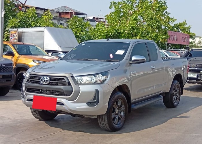 Used 12
                    TOYOTA
                     for Sale Image