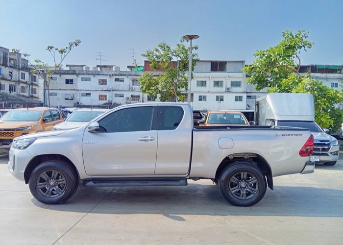 Used 12
                    TOYOTA
                     for Sale Image
