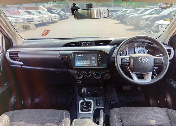 Used 12
                    TOYOTA
                     for Sale Image