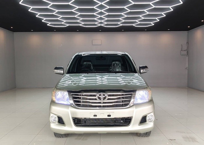 Used 8
                    TOYOTA
                     for Sale Image