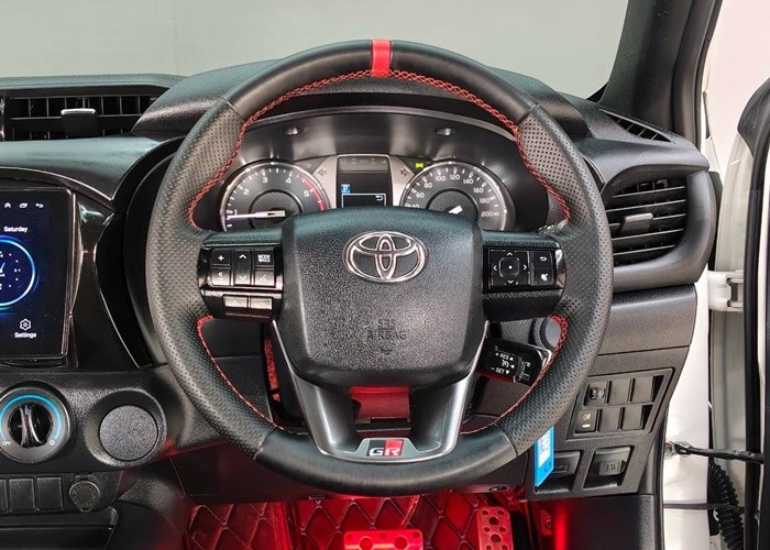 Used 8
                    TOYOTA
                     for Sale Image