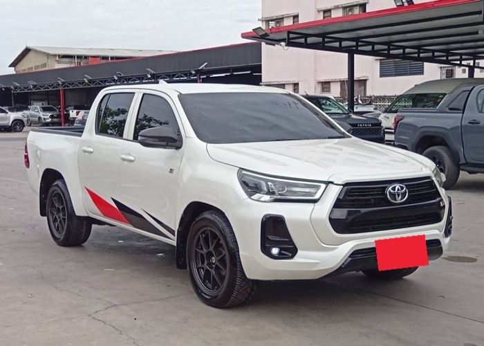 Used 8
                    TOYOTA
                     for Sale Image