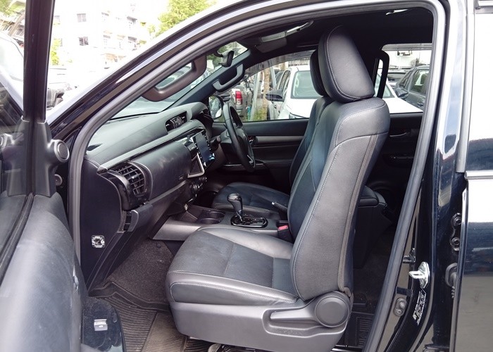 Used 12
                    TOYOTA
                     for Sale Image