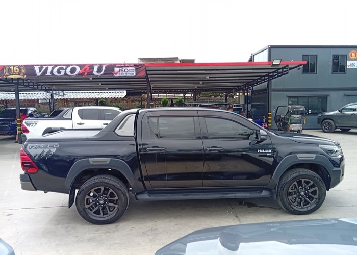 Used 12
                    TOYOTA
                     for Sale Image