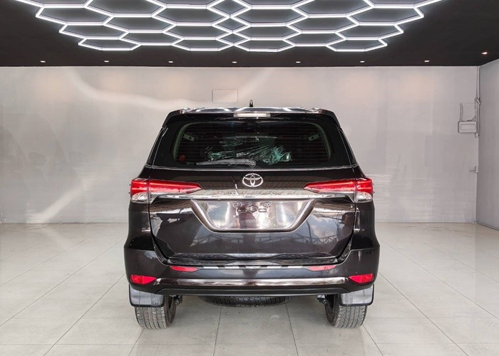 Used 9
                    TOYOTA
                     for Sale Image