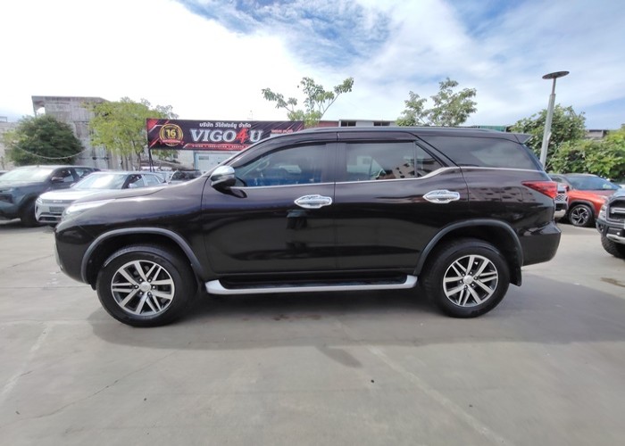 Used 9
                    TOYOTA
                     for Sale Image
