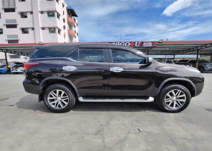 Used 9
                    TOYOTA
                     for Sale Image