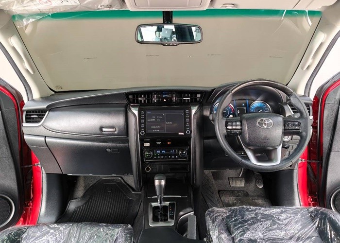 Used 8
                    TOYOTA
                     for Sale Image