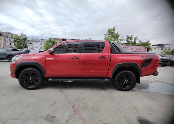 Used 8
                    TOYOTA
                     for Sale Image