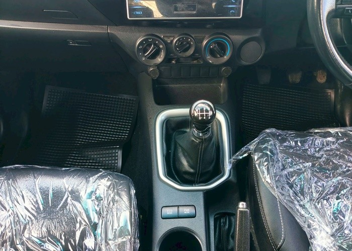 Used 7
                    TOYOTA
                     for Sale Image