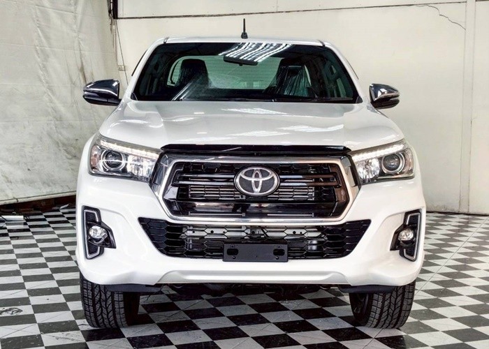 Used 8
                    TOYOTA
                     for Sale Image