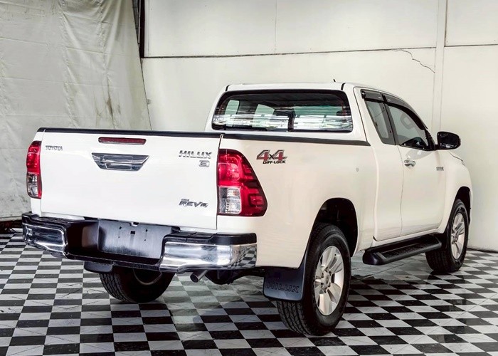 Used 8
                    TOYOTA
                     for Sale Image