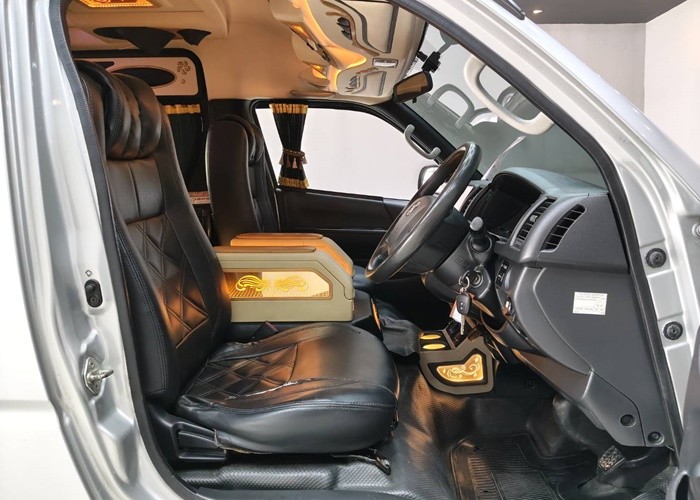 Used 7
                    TOYOTA
                     for Sale Image