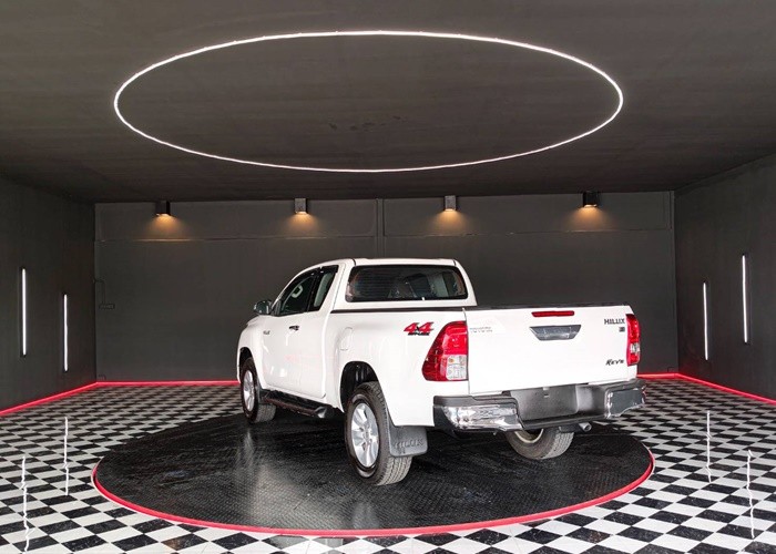 Used 7
                    TOYOTA
                     for Sale Image