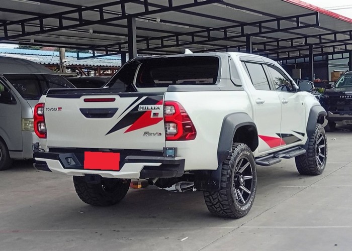 Used 8
                    TOYOTA
                     for Sale Image
