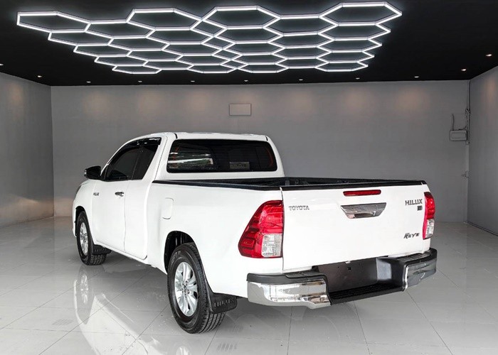 Used 5
                    TOYOTA
                     for Sale Image