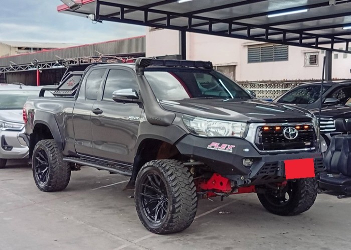 Used 8
                    TOYOTA
                     for Sale Image
