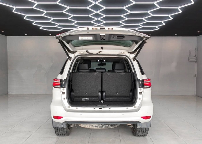 Used 11
                    TOYOTA
                     for Sale Image