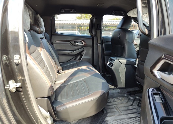 Used 11
                    ISUZU
                     for Sale Image