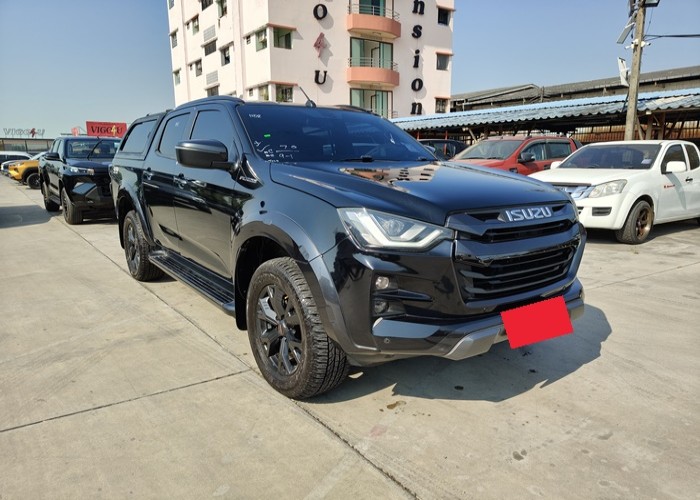 Used 11
                    ISUZU
                     for Sale Image