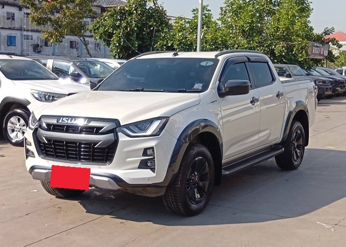 ISUZU
             
                 for Sale for Sale