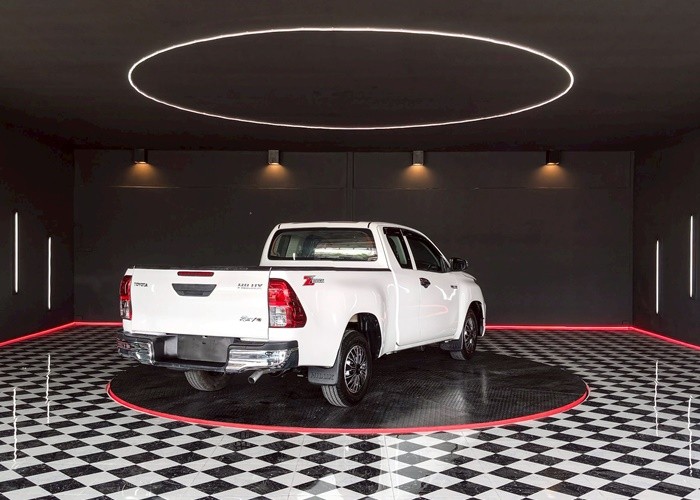 Used 5
                    TOYOTA
                     for Sale Image