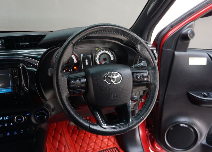 Used 7
                    TOYOTA
                     for Sale Image
